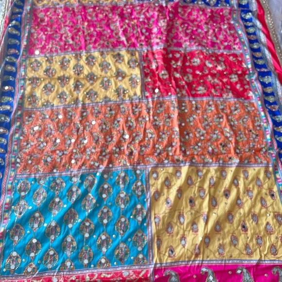 Pakistani dupatta (2.5meter) - Picture 9 of 13